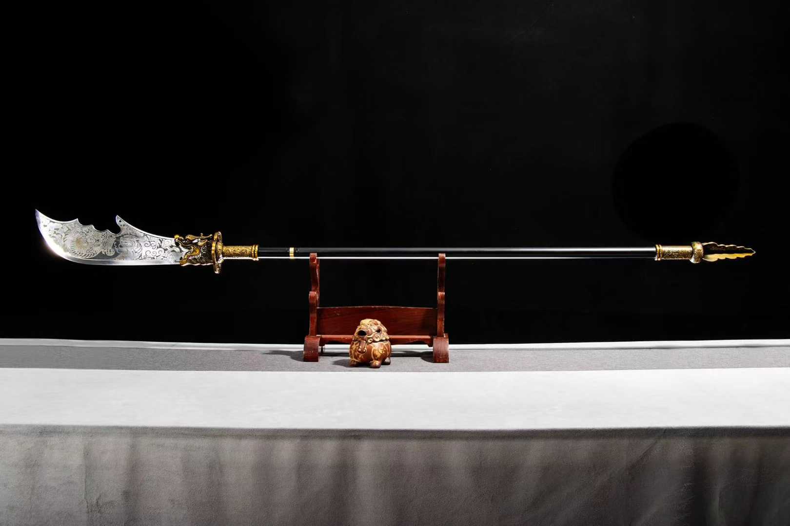 Đao Quan Công - Rồng Bay Hổ Gào